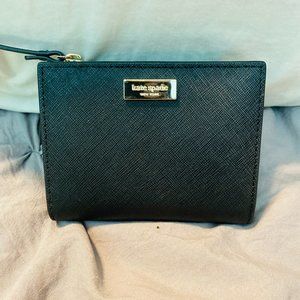 Authentic Kate Spade wallet. Never used.
